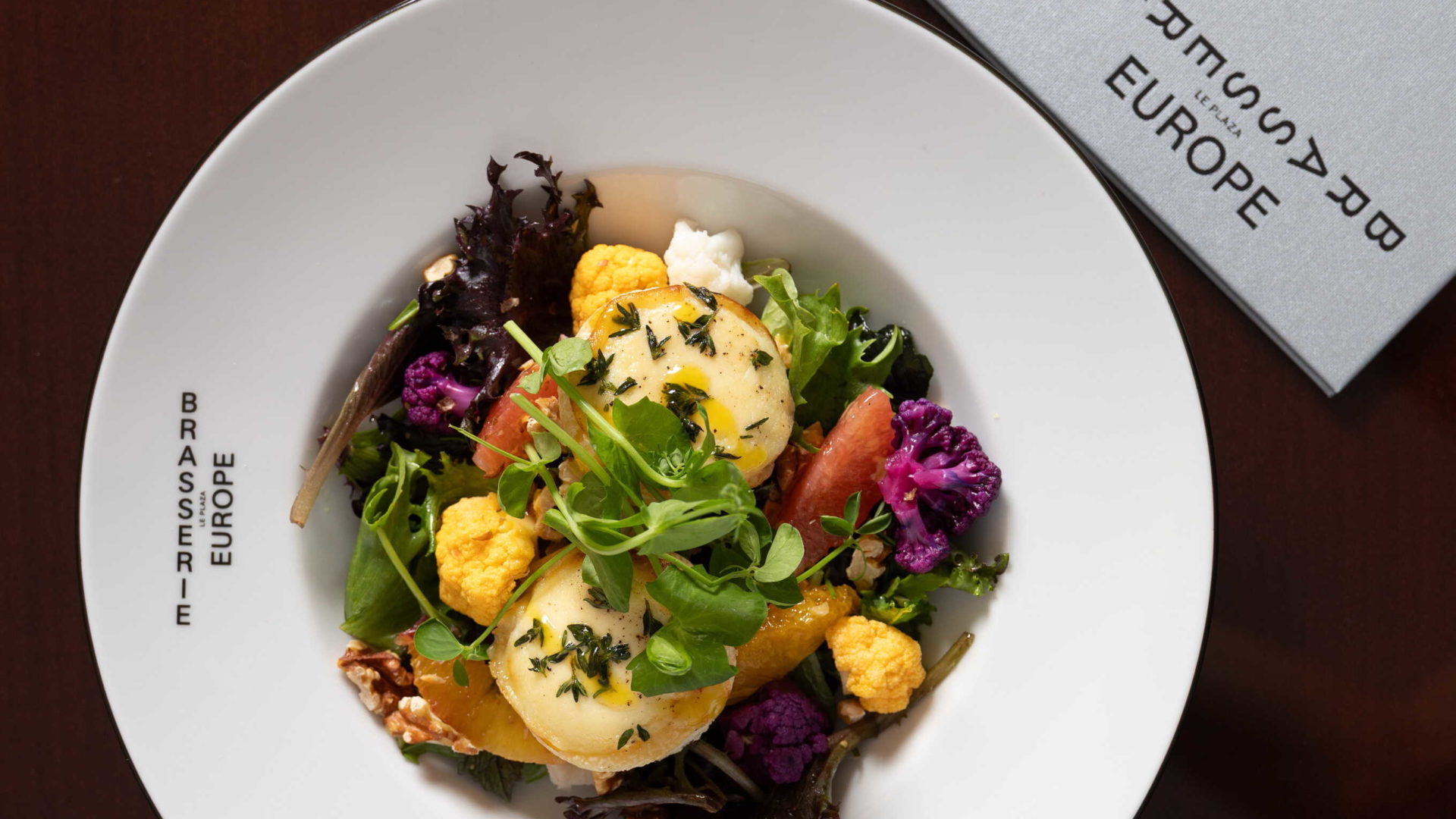 Salade de chèvre à la Brasserie Europe à Genève